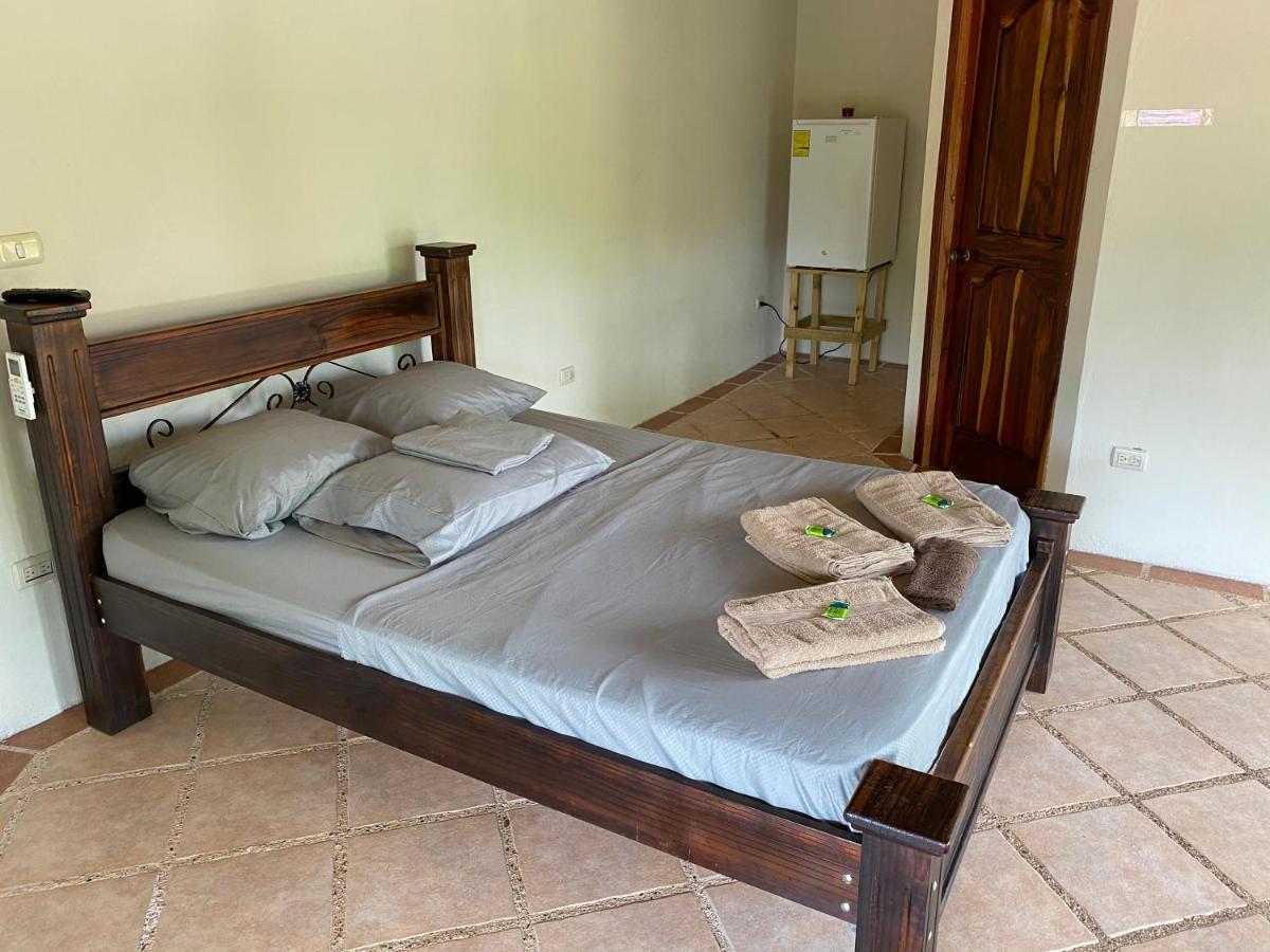 Bahia Ballena Rooms Uvita Esterno foto