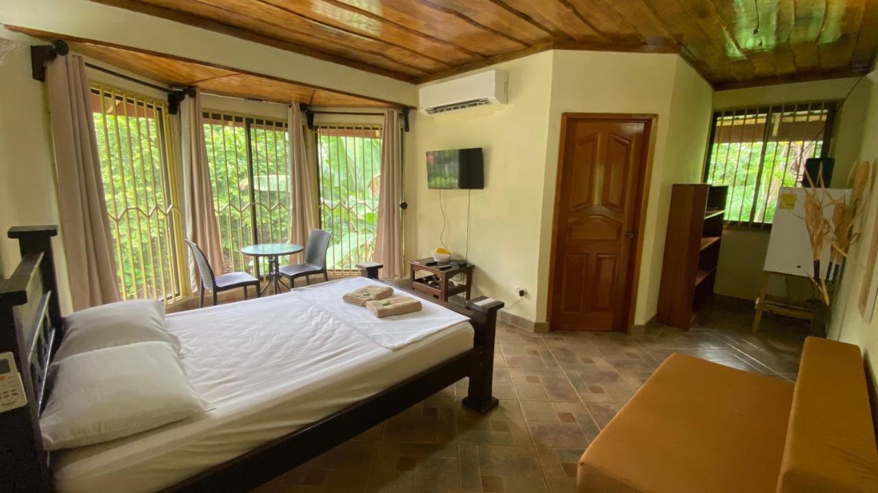 Bahia Ballena Rooms Uvita Esterno foto